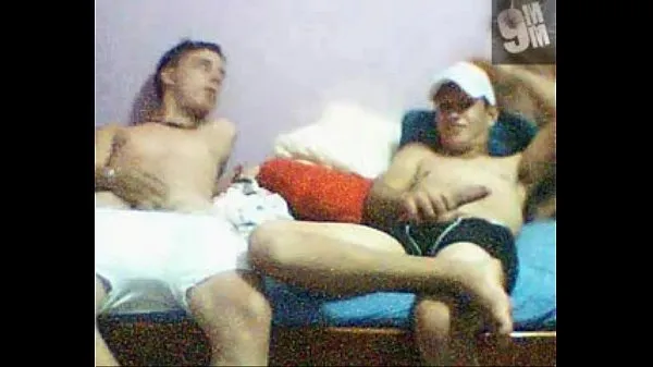 Gran Paja en CAM - Amigos tubo total