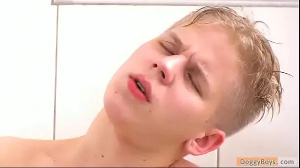 बड़ी Shower Wanking With Sexy Twink Boy Bert कुल ट्यूब