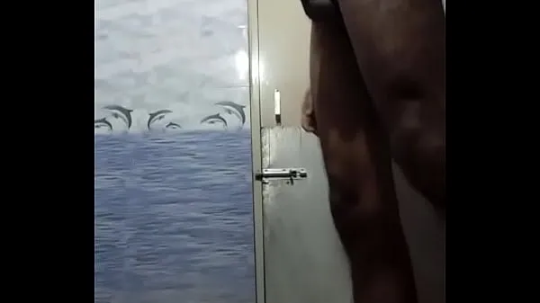 Grande Indian Gay masturbandosi completamente nudo in bagno tubo totale