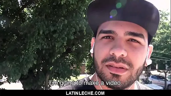 Grande LatinLeche - Scruffy Stud si unisce a un Gay-for-Pay Porno tubo totale