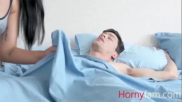 Gros Encourager les StepSiblings à être plus actifs sexuellement avec Eachother Tube total