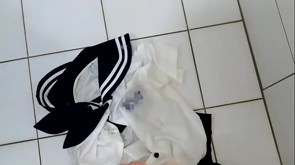 Gros Bukkake sur l'uniforme scolaire Tube total