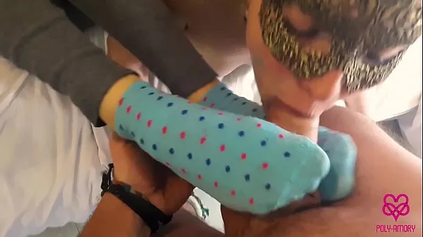 大Foot-sock fetish with two girls总管