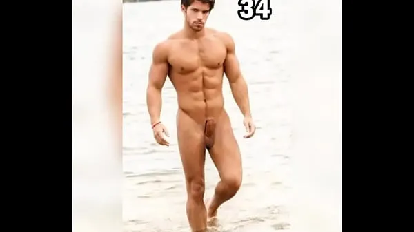 Grande Homens nus que têm pênis ricos tubo total