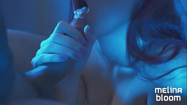 大我向摄影师支付了一次口交，他的嘴里充满了暨总管