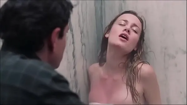 Jumlah Tiub Brie Larson captain marvel shower sexy scene besar