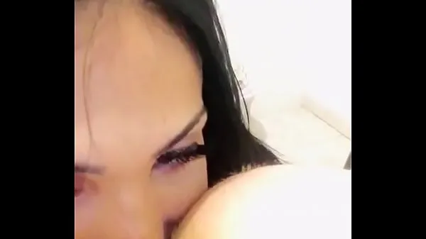 Große Juliana Soares - ts saugt den Arsch des Kunden, bevor sie den Schwanz in schön hart, nuttig stecktGesamtröhre