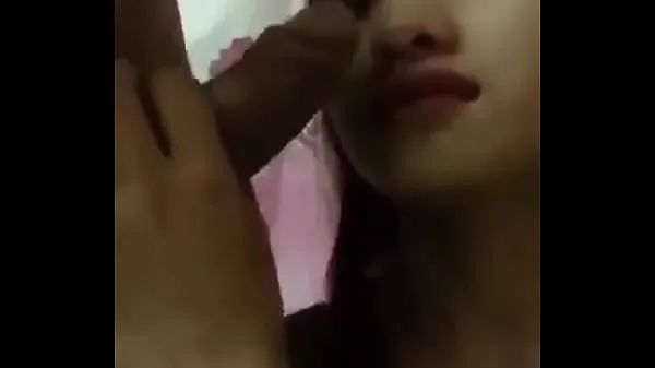 Gran Chica dando mamada a su novio, Full Vid tubo total