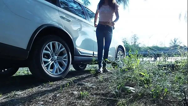 Duża Piss Stop - Urgent Outdoor Roadside Pee and Cock Sucking by Asian Girl Tina in Blue Jeans całkowita tuba