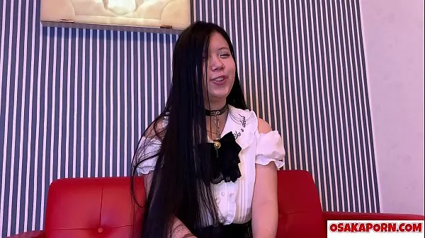 Gran 24 años linda asiática amateur disfruta de una entrevista de sexo. Joven japonesa se masturba con un juguete para follar. Alice 1 OSAKAPORN tubo total