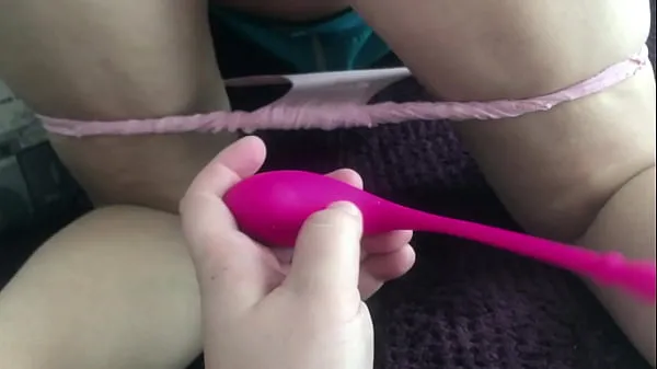 大在她身上测试了一个玩具和性交的 式总管