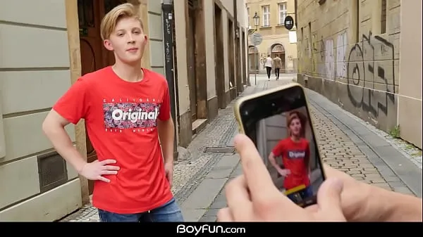 Grande Twink Andy Ford Bareback scopa il suo simpatico amico Andrea High Afternoon Walk tubo totale