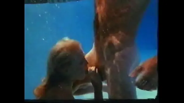 Gros Sexe en groupe et les grands éjaculent sur la piscine Tube total