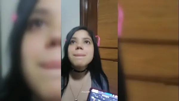 Gran Interrumpe A Su Novio No Lo Deja Jugar. Video Casero tubo total