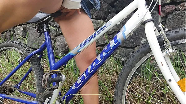 Big Student Girl Riding Bicycle&Masturbating On It After Classes In Public Park total Tube