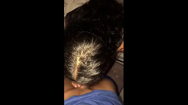 大在一个赌注中，他与他的学校朋友失去了 贞！ - 在一個賭注中，他與他的學校朋友失去了 貞总管
