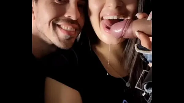 I recorded my wife sucking a stranger's dick, and I kissed her with a mouth full of cum Total Tube yang besar