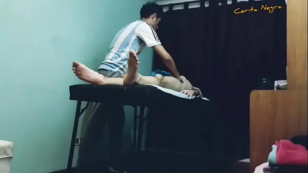 ใหญ่ Masajeando a macho, termino probando su verga (parte 1/2 Tube ทั้งหมด