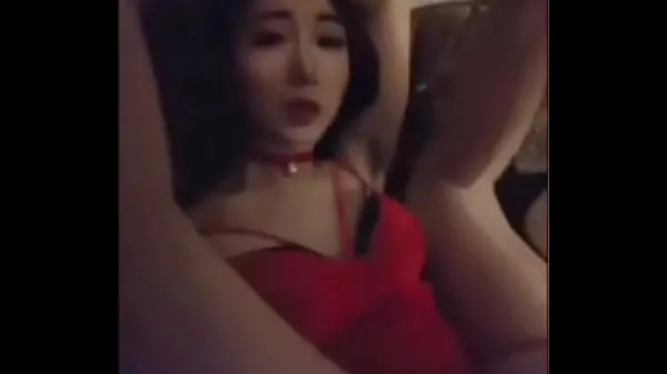 大TS热你们最爱的人妖小乔穿高筒袜与土豪啪啪总管