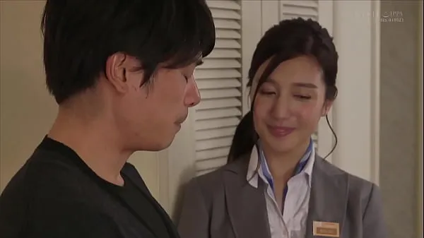 結婚式最中の新郎に強制中出しさせる美人ウェディングプランナー Total Tube yang besar